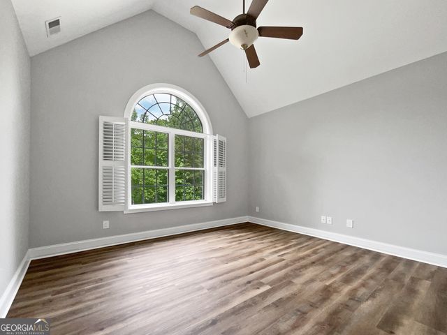 305 Crest Pointe S, Bremen, GA 30110