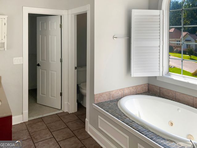 305 Crest Pointe S, Bremen, GA 30110