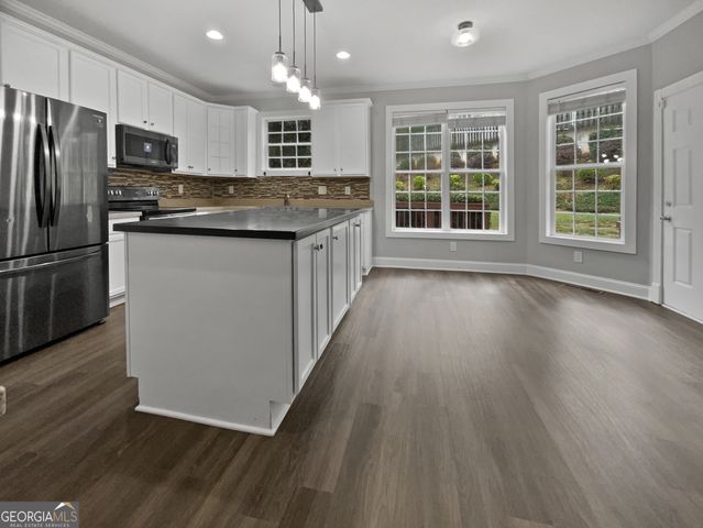 305 Crest Pointe S, Bremen, GA 30110