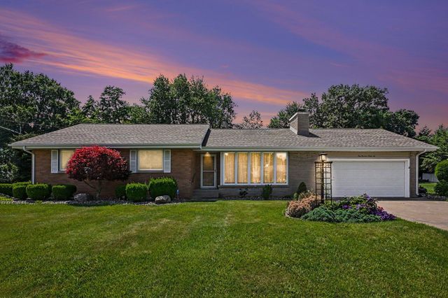 136 Country Club Drive, La Porte, IN 46350
