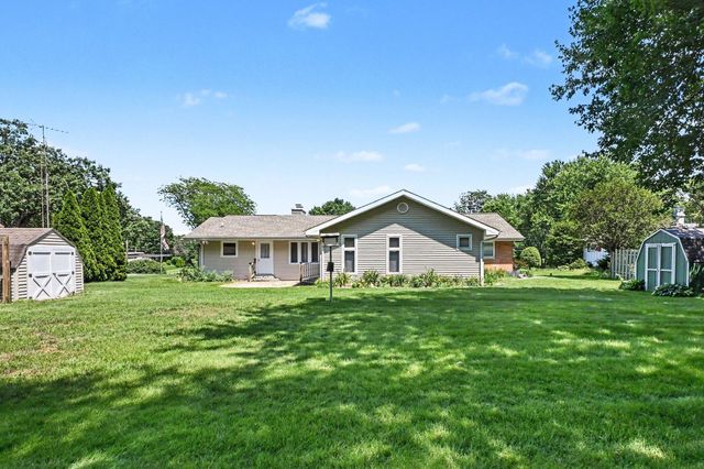 136 Country Club Drive, La Porte, IN 46350