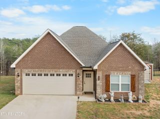 860 Pinebrooke Drive, Maryville, TN 37801