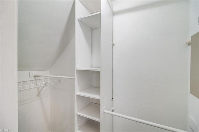 32 Gunter CT, Hampton, VA 23666