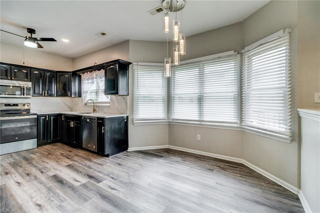 32 Gunter CT, Hampton, VA 23666