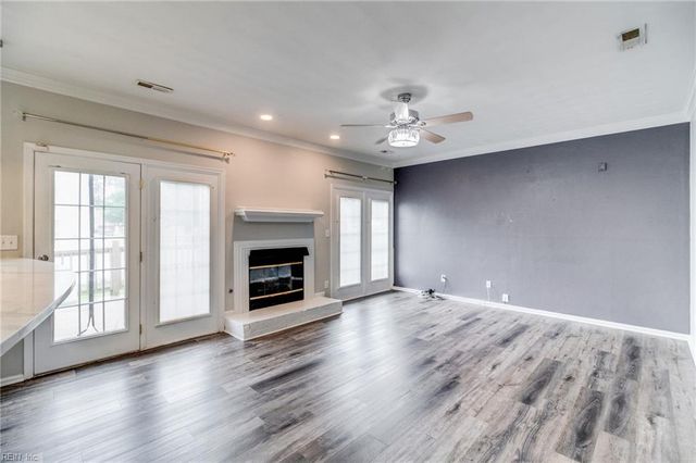 32 Gunter CT, Hampton, VA 23666