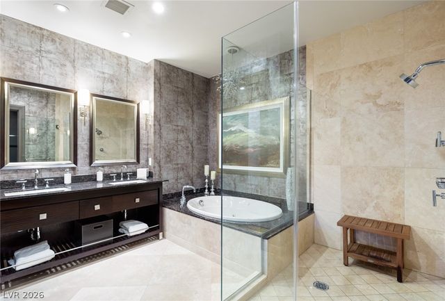 2700 Las Vegas Boulevard 4301, Las Vegas, NV 89109