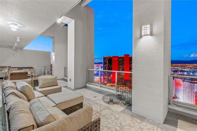 2700 Las Vegas Boulevard 4301, Las Vegas, NV 89109