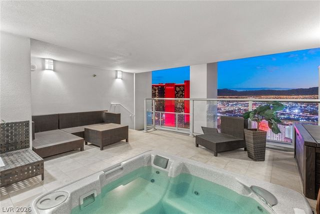 2700 Las Vegas Boulevard 4301, Las Vegas, NV 89109