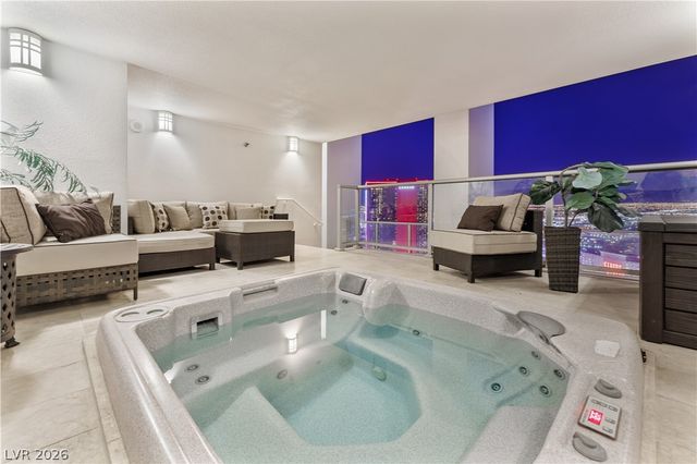 2700 Las Vegas Boulevard 4301, Las Vegas, NV 89109
