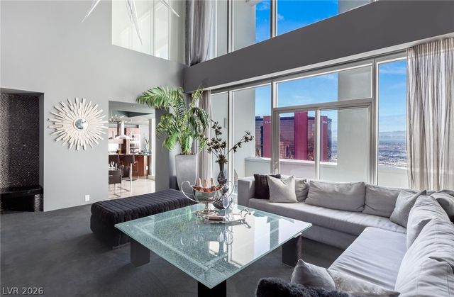 2700 Las Vegas Boulevard 4301, Las Vegas, NV 89109