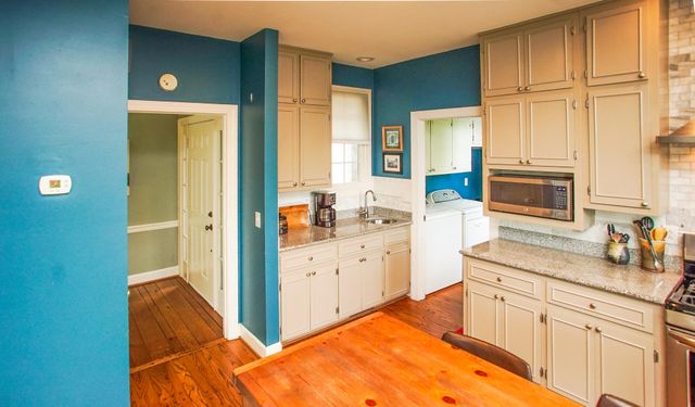 100 Scenic Highway One, Lookout Mountain, TN 37350