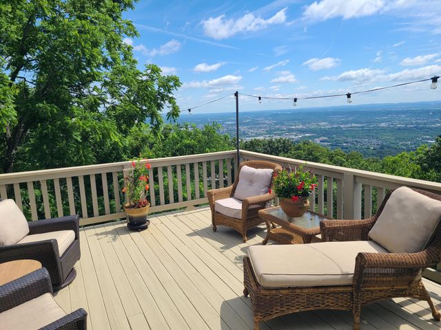 100 Scenic Highway One, Lookout Mountain, TN 37350