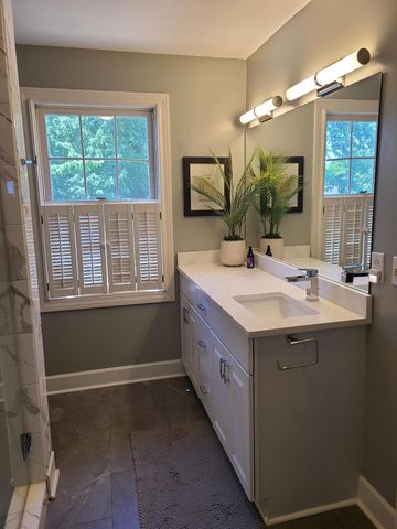100 Scenic Highway One, Lookout Mountain, TN 37350