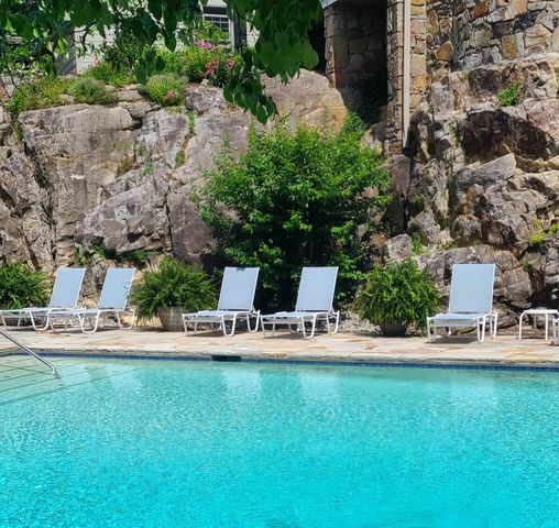 100 Scenic Highway One, Lookout Mountain, TN 37350