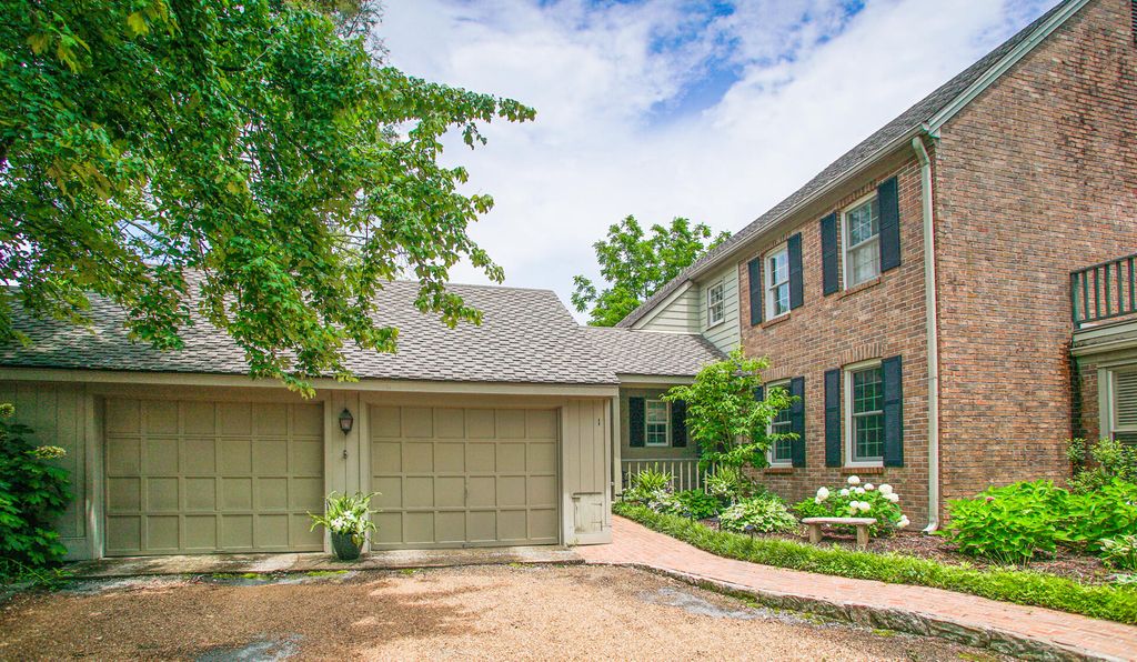 100 Scenic Highway One, Lookout Mountain, TN 37350