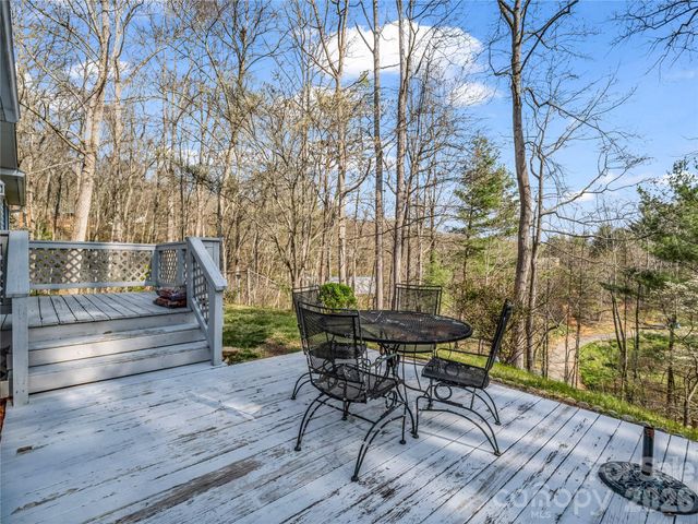48 Laurel Cove Road, Leicester, NC 28748