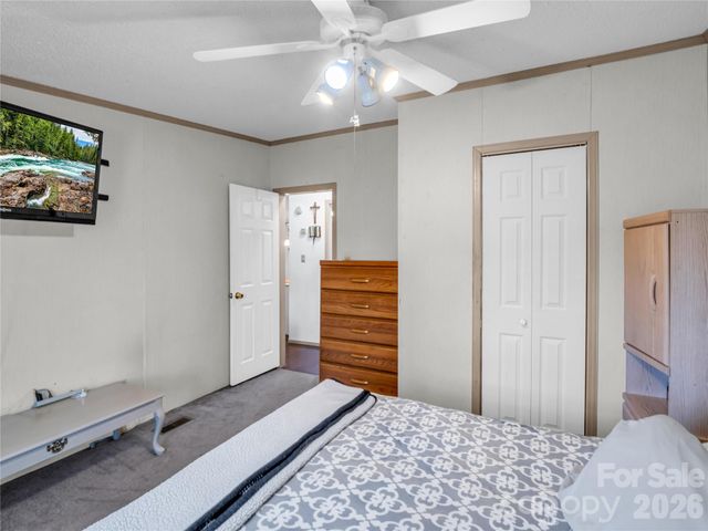 48 Laurel Cove Road, Leicester, NC 28748
