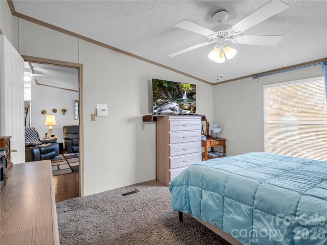 48 Laurel Cove Road, Leicester, NC 28748