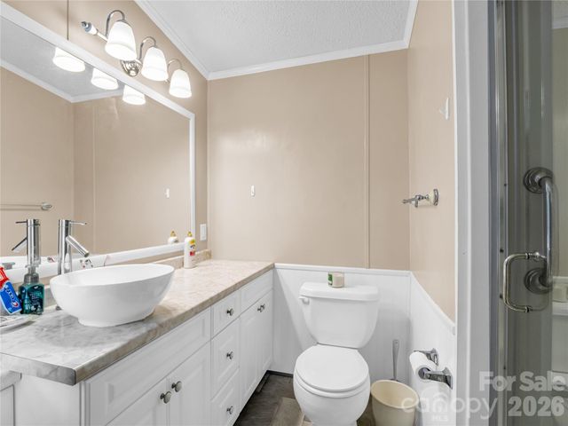 48 Laurel Cove Road, Leicester, NC 28748