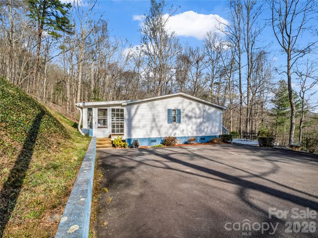 48 Laurel Cove Road, Leicester, NC 28748
