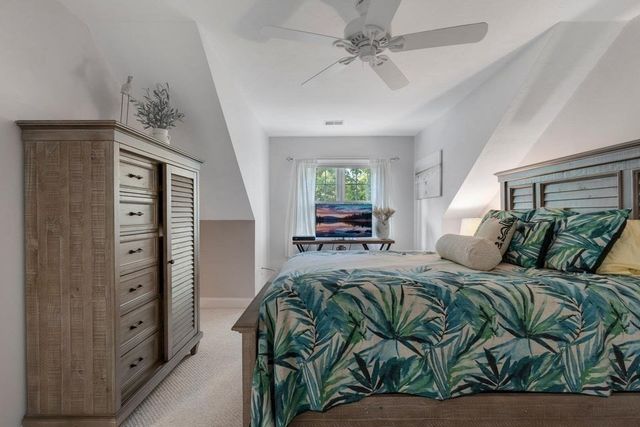 5 Sea Knoll Court 5, Bourne, MA 02532