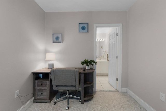 5 Sea Knoll Court 5, Bourne, MA 02532