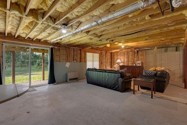 5 Sea Knoll Court 5, Bourne, MA 02532