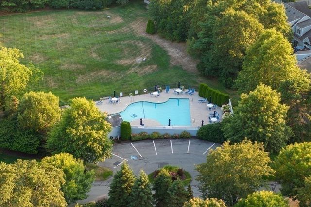 5 Sea Knoll Court 5, Bourne, MA 02532