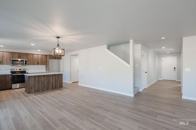 1494 Long Pond St, Middleton, ID 83644