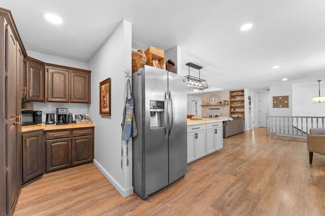 111 Townsend Court, Hollister, MO 65672
