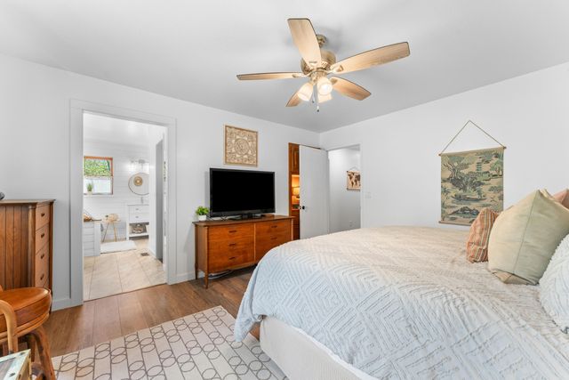 111 Townsend Court, Hollister, MO 65672