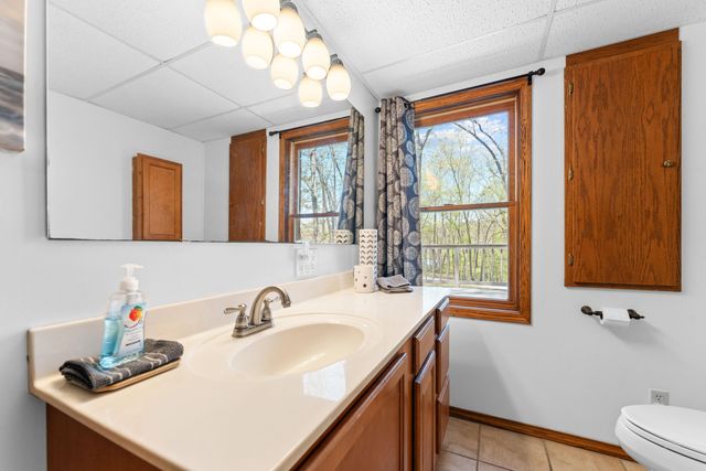 111 Townsend Court, Hollister, MO 65672