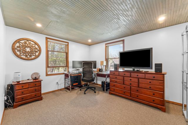 111 Townsend Court, Hollister, MO 65672