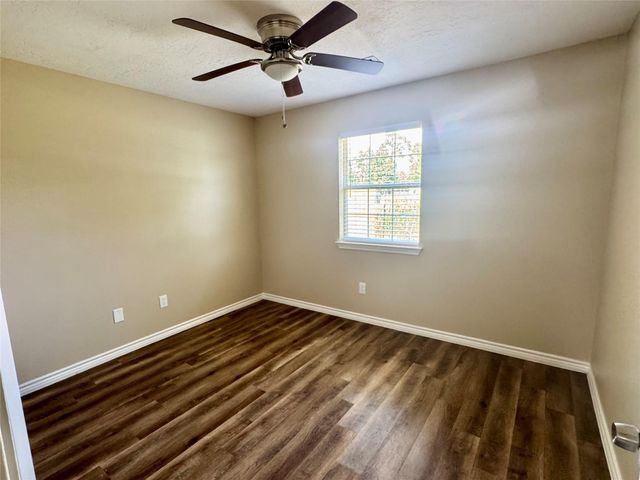 1592 Dr Martin Luther King Drive, Montgomery, TX 77356