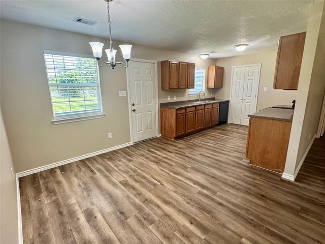 1592 Dr Martin Luther King Drive, Montgomery, TX 77356