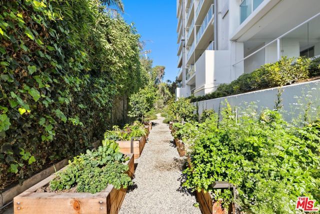 101 Ocean Avenue D701, Santa Monica, CA 90402