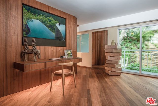 101 Ocean Avenue D701, Santa Monica, CA 90402