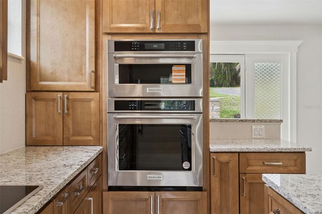 2316 N GRIFFIN DRIVE, Leesburg, FL 34748