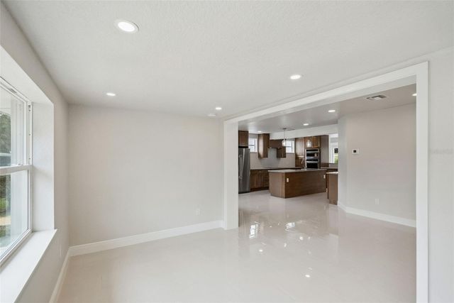 2316 N GRIFFIN DRIVE, Leesburg, FL 34748