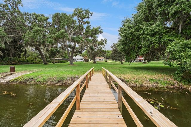 2316 N GRIFFIN DRIVE, Leesburg, FL 34748