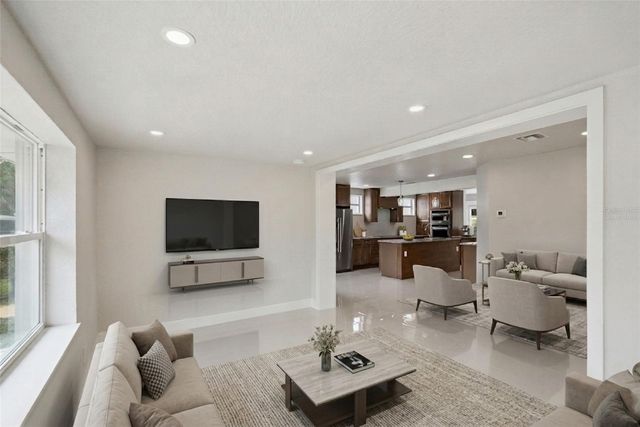 2316 N GRIFFIN DRIVE, Leesburg, FL 34748