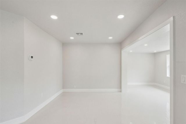 2316 N GRIFFIN DRIVE, Leesburg, FL 34748