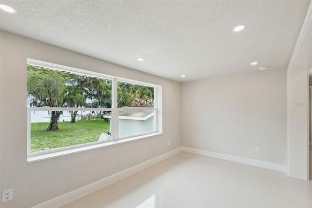 2316 N GRIFFIN DRIVE, Leesburg, FL 34748