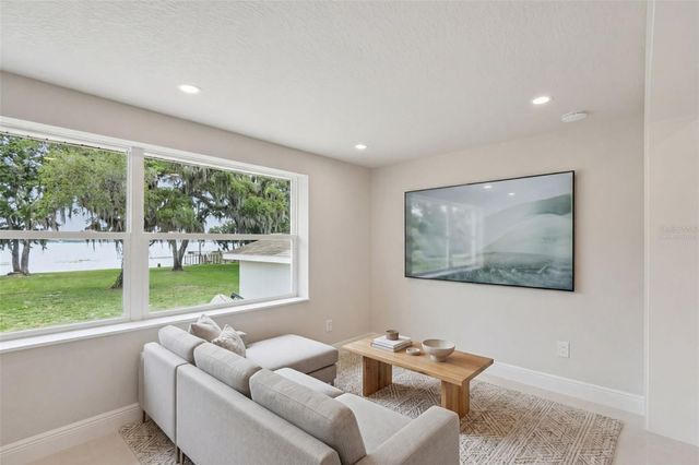 2316 N GRIFFIN DRIVE, Leesburg, FL 34748