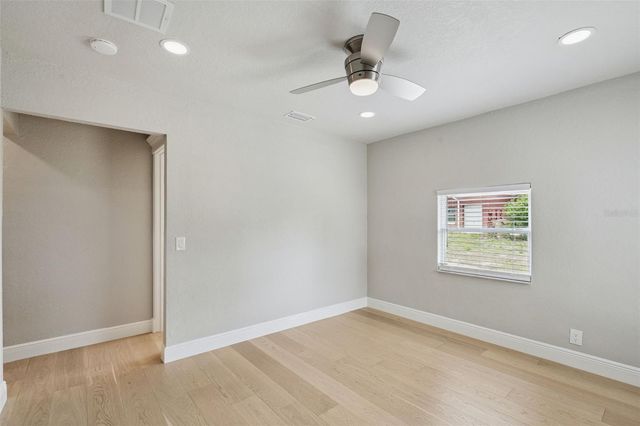 2316 N GRIFFIN DRIVE, Leesburg, FL 34748