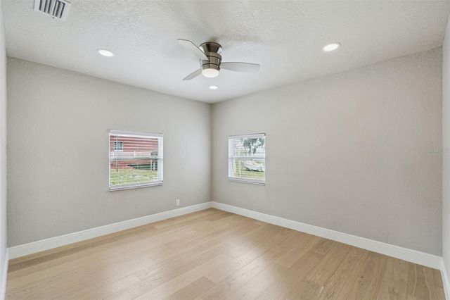 2316 N GRIFFIN DRIVE, Leesburg, FL 34748