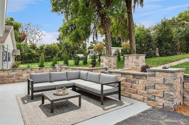 2316 N GRIFFIN DRIVE, Leesburg, FL 34748