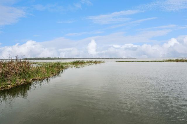 2316 N GRIFFIN DRIVE, Leesburg, FL 34748