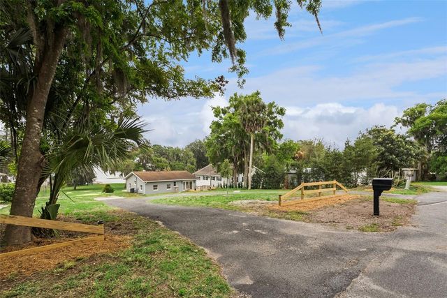 2316 N GRIFFIN DRIVE, Leesburg, FL 34748