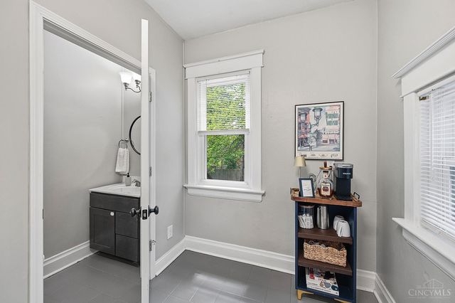 3145 Willis Avenue, Cincinnati, OH 45208